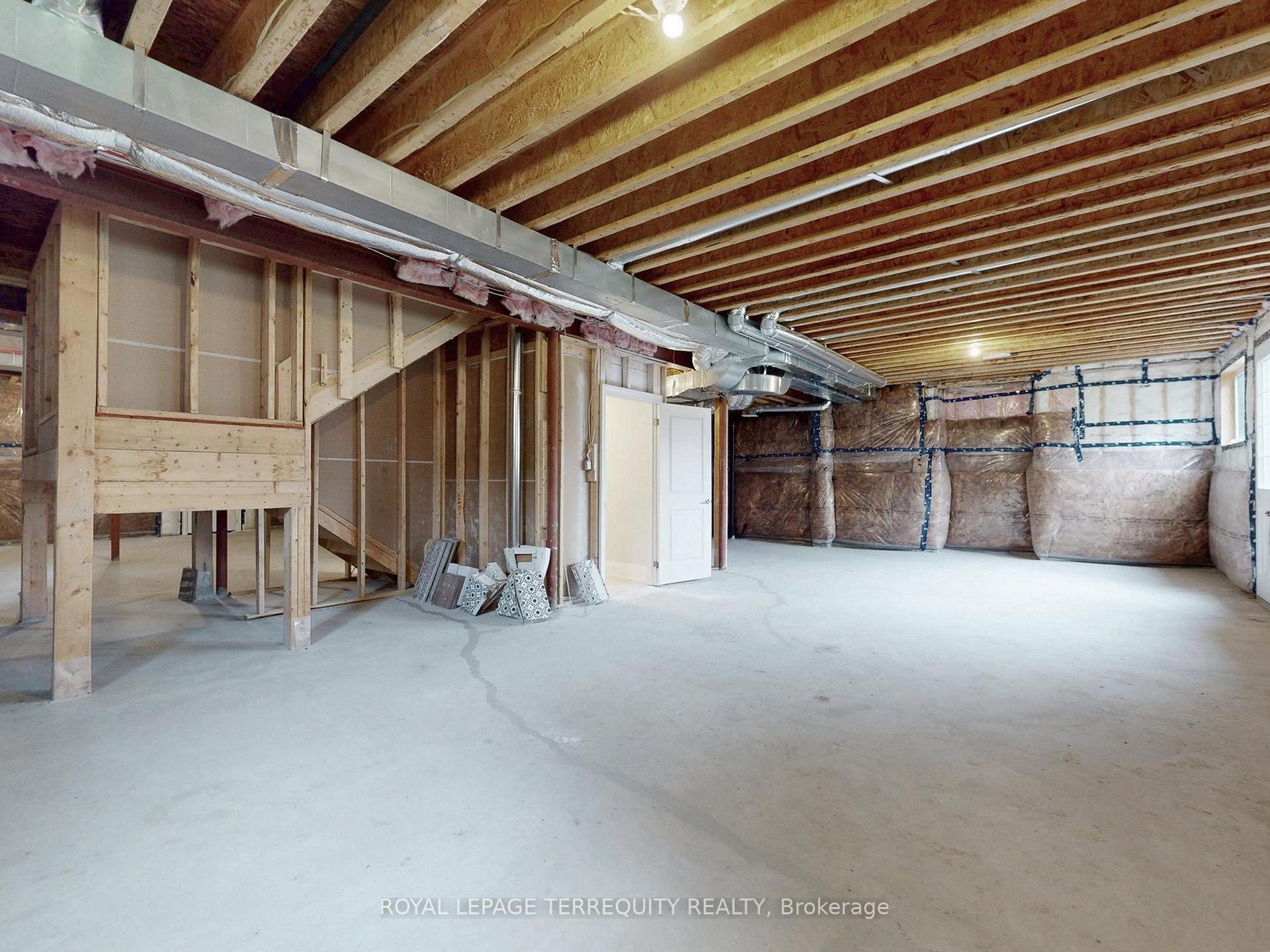 Photo 42 of 161 Cranberry Lane, Aurora, Aurora Highlands — HOMEH