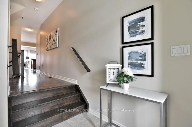 Photo 5 of 29 Bradbury Road, Hamilton, Stoney Creek — HOMEH