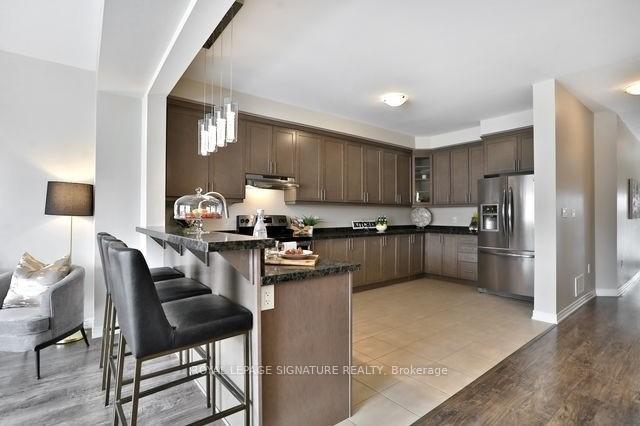 Photo 8 of 29 Bradbury Road, Hamilton, Stoney Creek — HOMEH