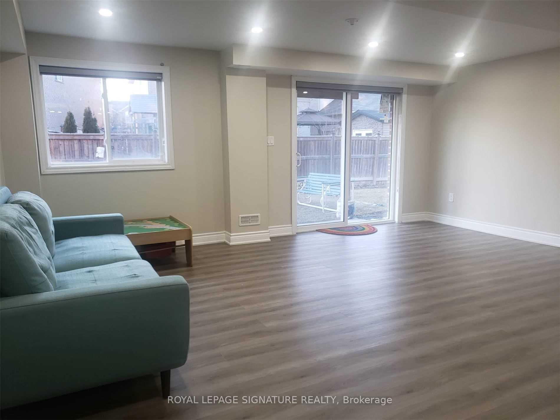 Photo 27 of 29 Bradbury Road, Hamilton, Stoney Creek — HOMEH
