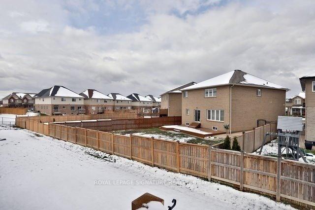 Photo 31 of 29 Bradbury Road, Hamilton, Stoney Creek — HOMEH
