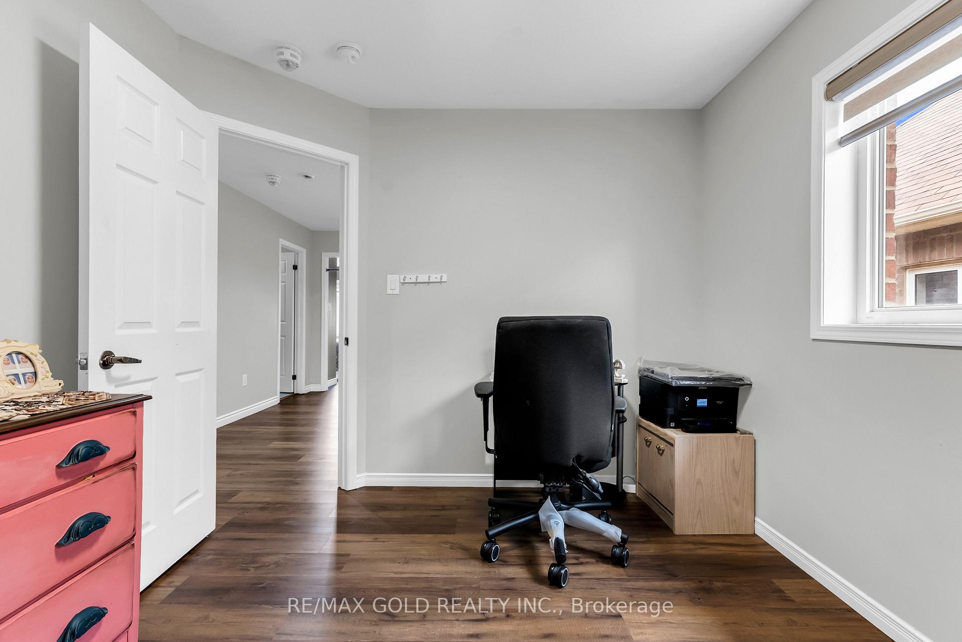 Photo 22 of 486 Queen Mary Drive, Brampton, Northwest Brampton — HOMEH