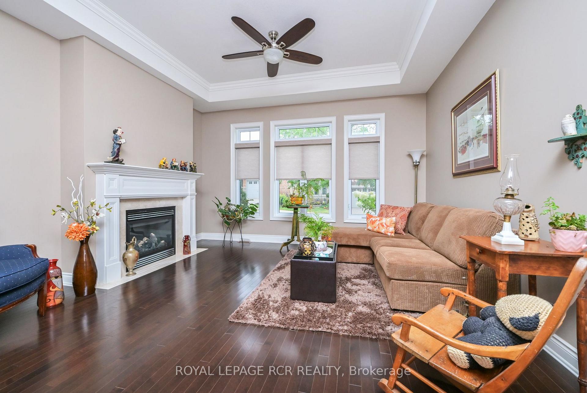Photo 11 of 32 Hillcrest Drive, New Tecumseth, Alliston — HOMEH