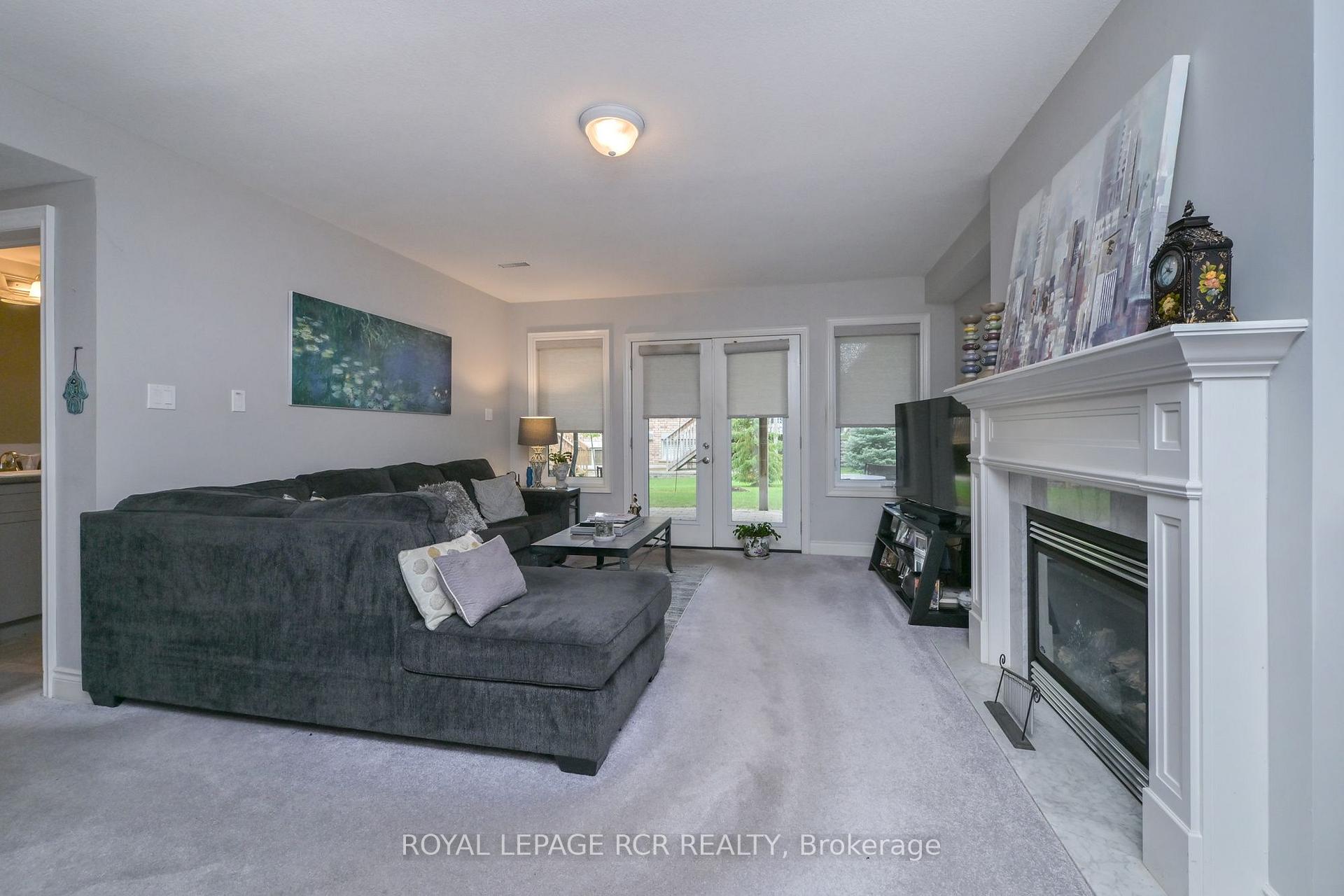 Photo 21 of 32 Hillcrest Drive, New Tecumseth, Alliston — HOMEH