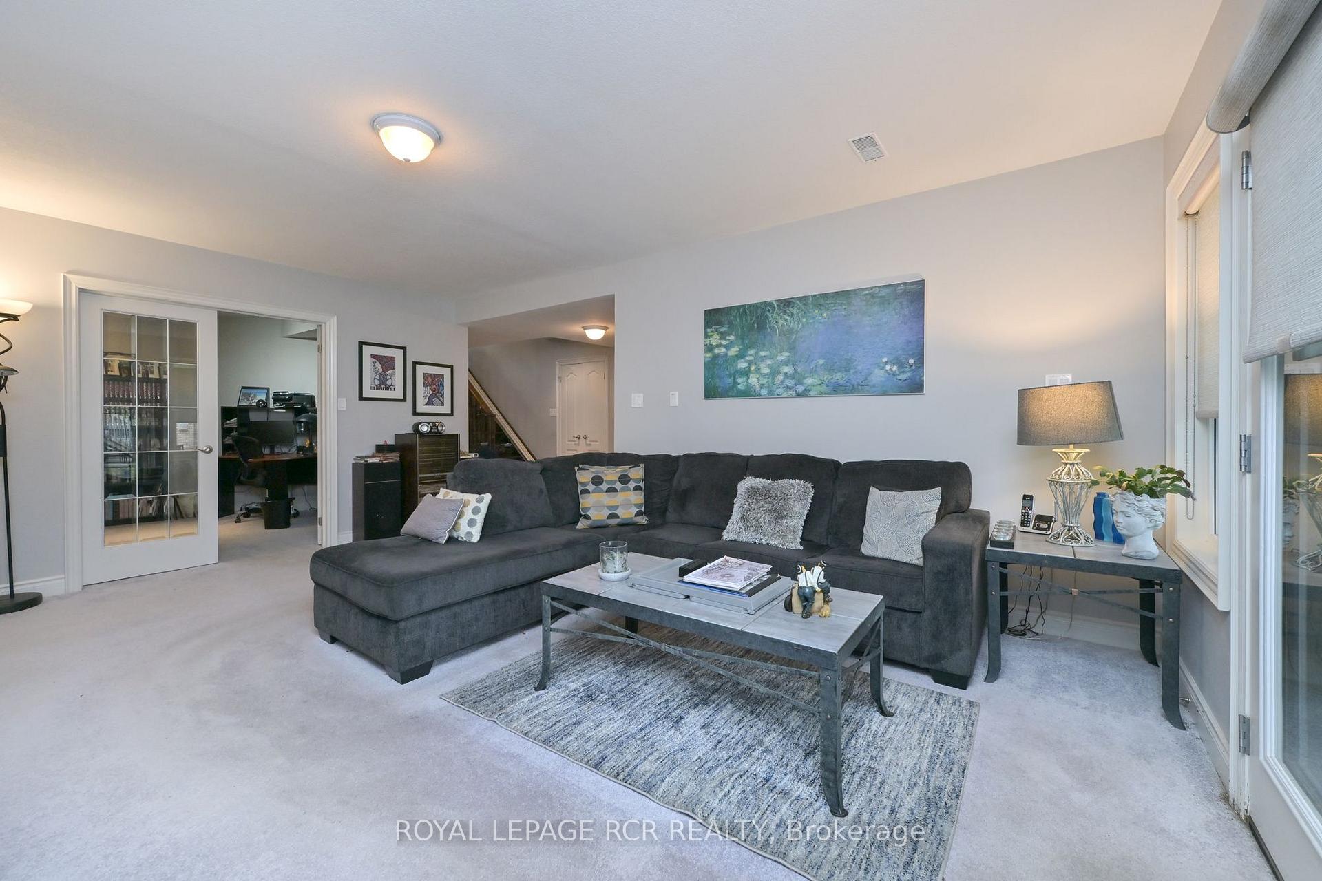 Photo 23 of 32 Hillcrest Drive, New Tecumseth, Alliston — HOMEH