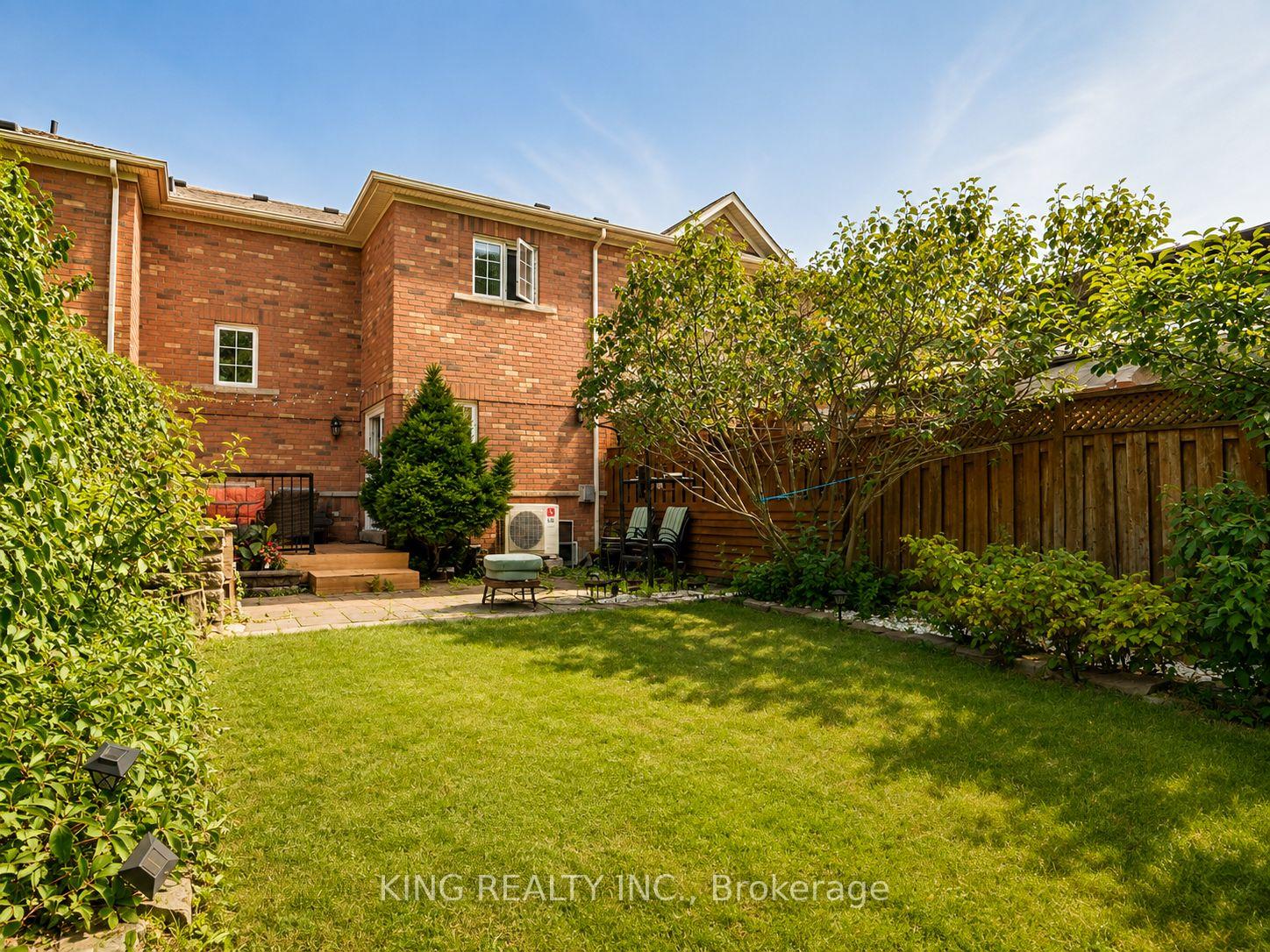 Photo 24 of 149 Dolce Crescent, Vaughan, Vellore Village — HOMEH