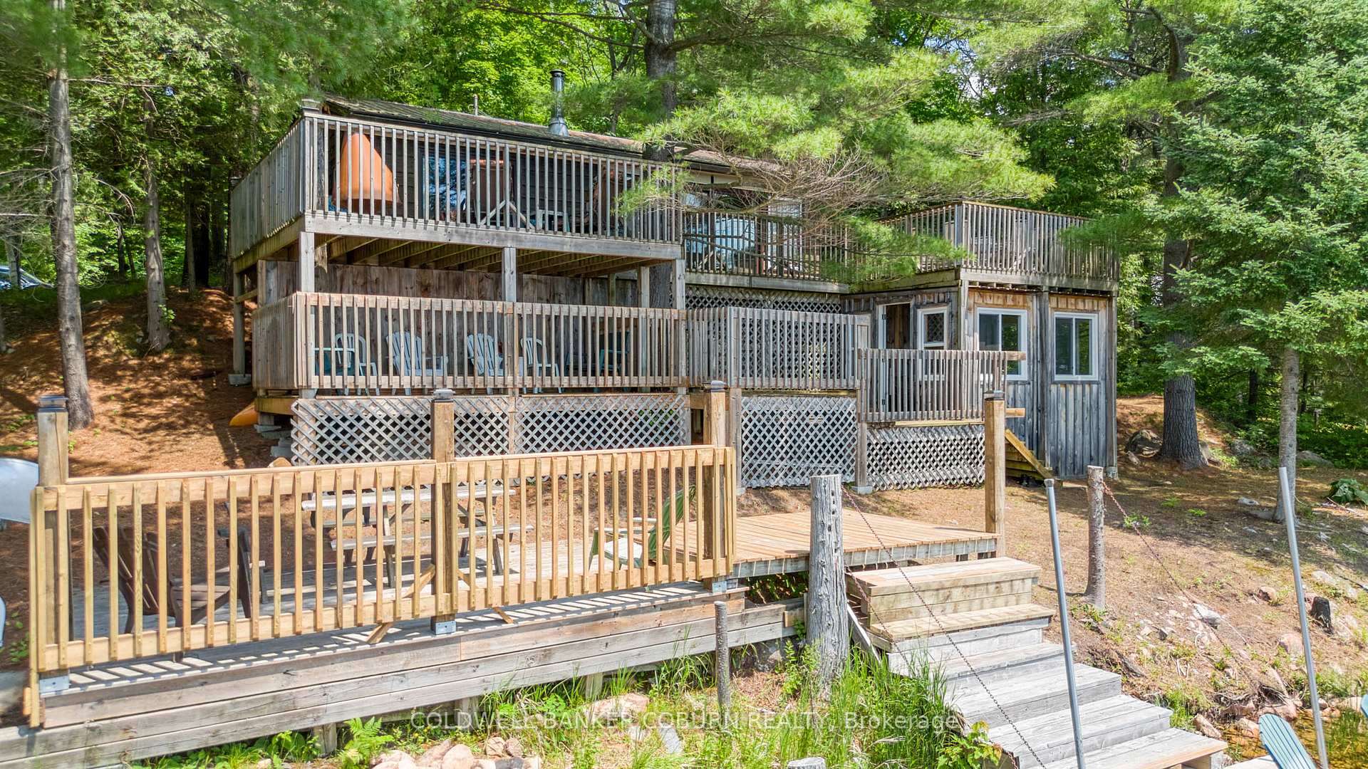 Photo 5 of 1015 Oak Lane N, Frontenac, Frontenac Centre — HOMEH