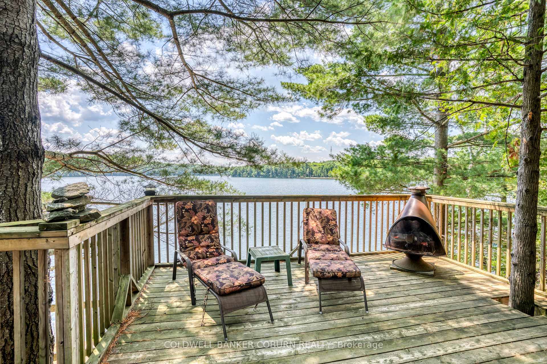 Photo 27 of 1015 Oak Lane N, Frontenac, Frontenac Centre — HOMEH