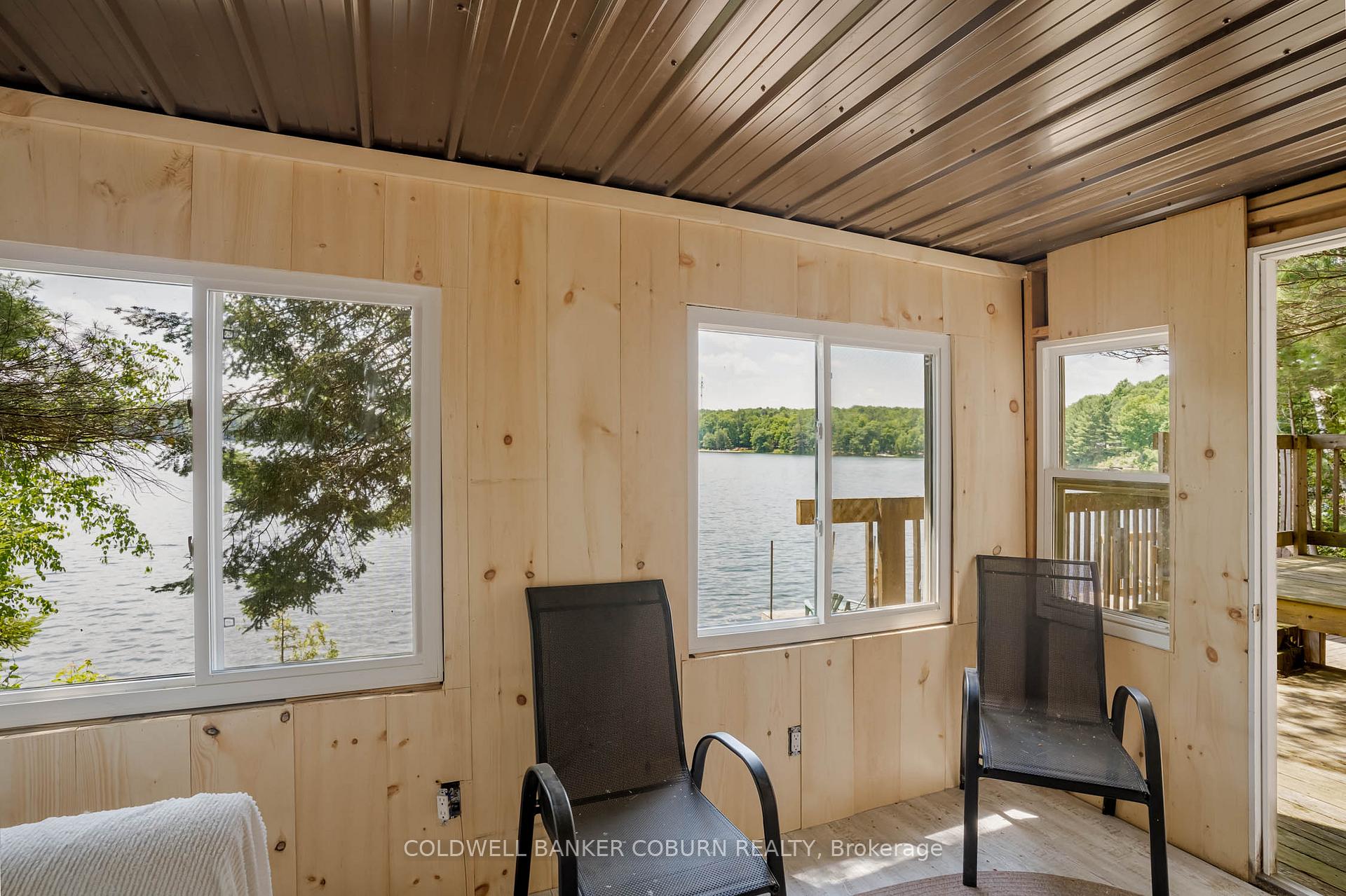Photo 31 of 1015 Oak Lane N, Frontenac, Frontenac Centre — HOMEH