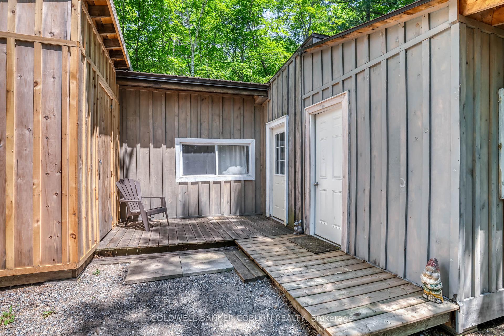 Photo 39 of 1015 Oak Lane N, Frontenac, Frontenac Centre — HOMEH