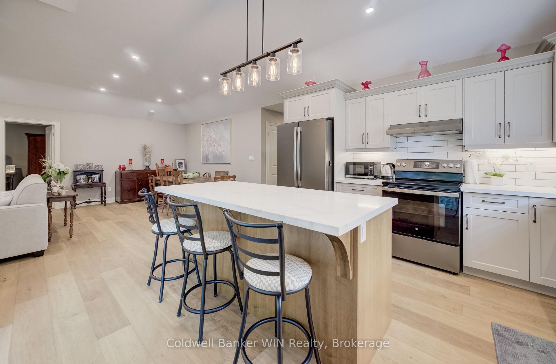 Photo 14 of 115 Ronnies Way, Wellington North, Mount Forest — HOMEH