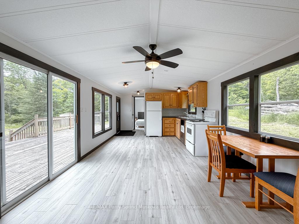 Photo 9 of 14 Moose Lane, Whitestone, Hagerman — HOMEH