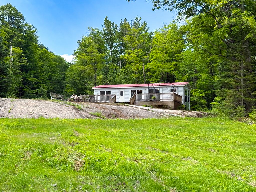 Photo 23 of 14 Moose Lane, Whitestone, Hagerman — HOMEH