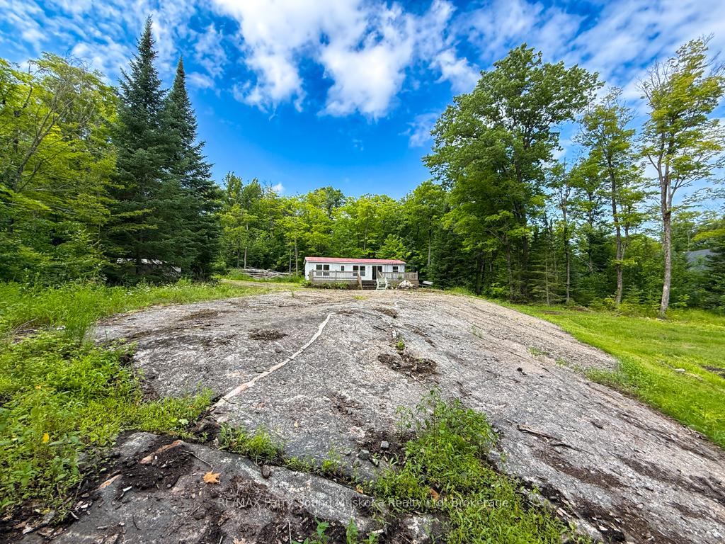 Photo 24 of 14 Moose Lane, Whitestone, Hagerman — HOMEH