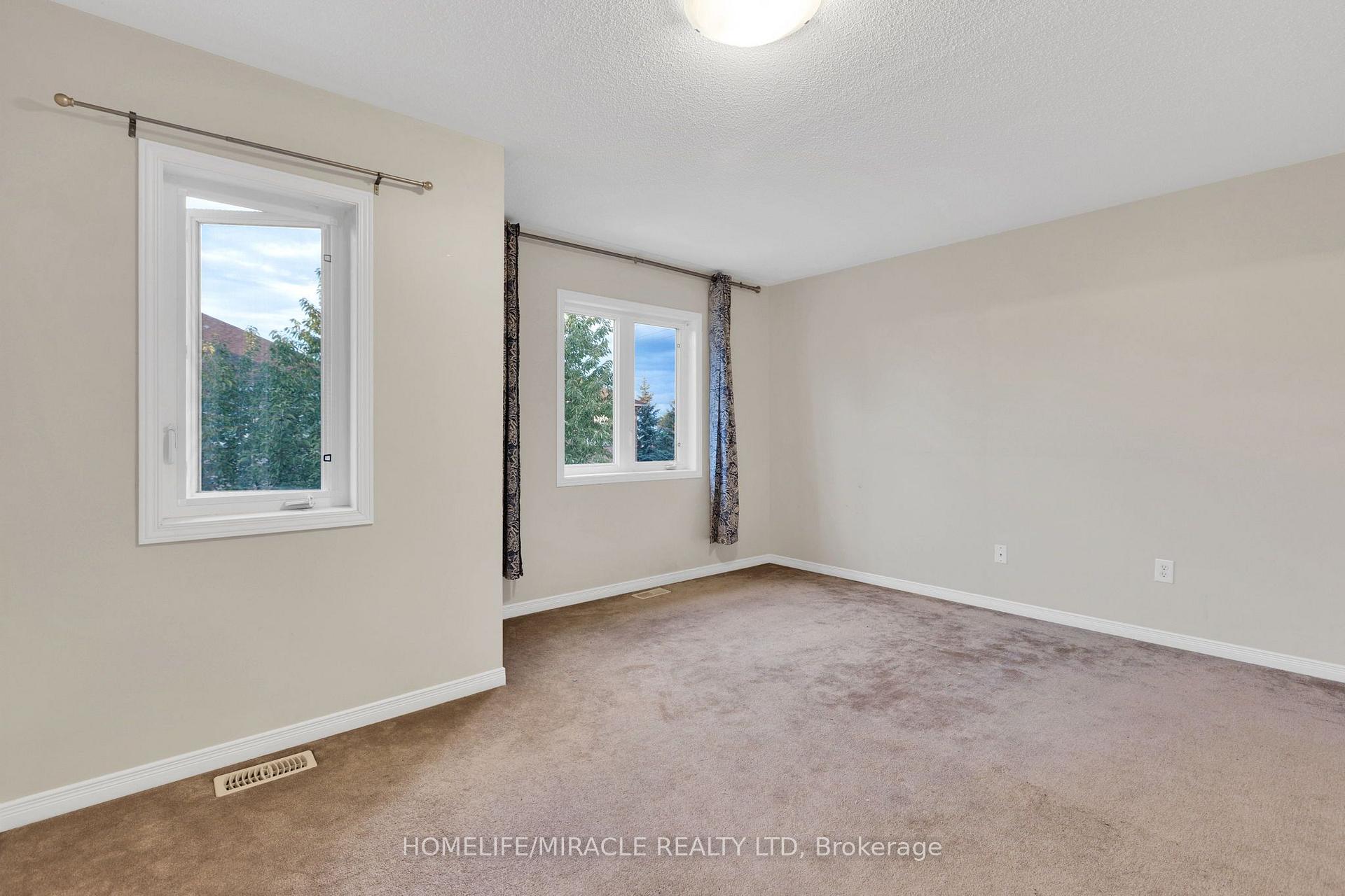 Photo 21 of Unit Main & Upper Floor, 15 Chetholme Place E, Halton Hills, Georgetown — HOMEH