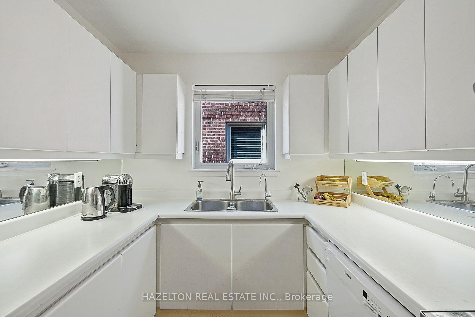 Photo 13 of Unit 7A, 7 Clarendon Avenue, Toronto, Casa Loma — HOMEH