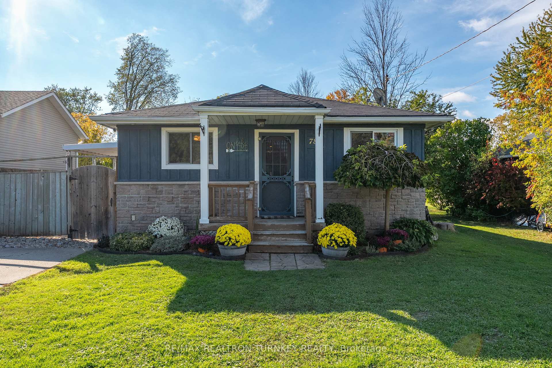 Photo 1 of 782 Third Avenue, Georgina, Historic Lakeshore Communities — HOMEH