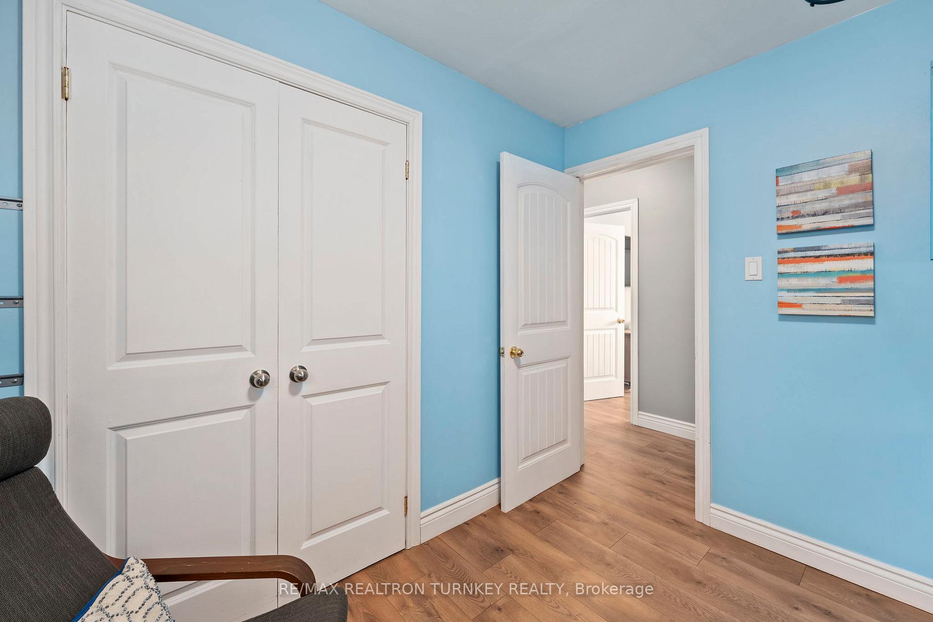 Photo 17 of 782 Third Avenue, Georgina, Historic Lakeshore Communities — HOMEH