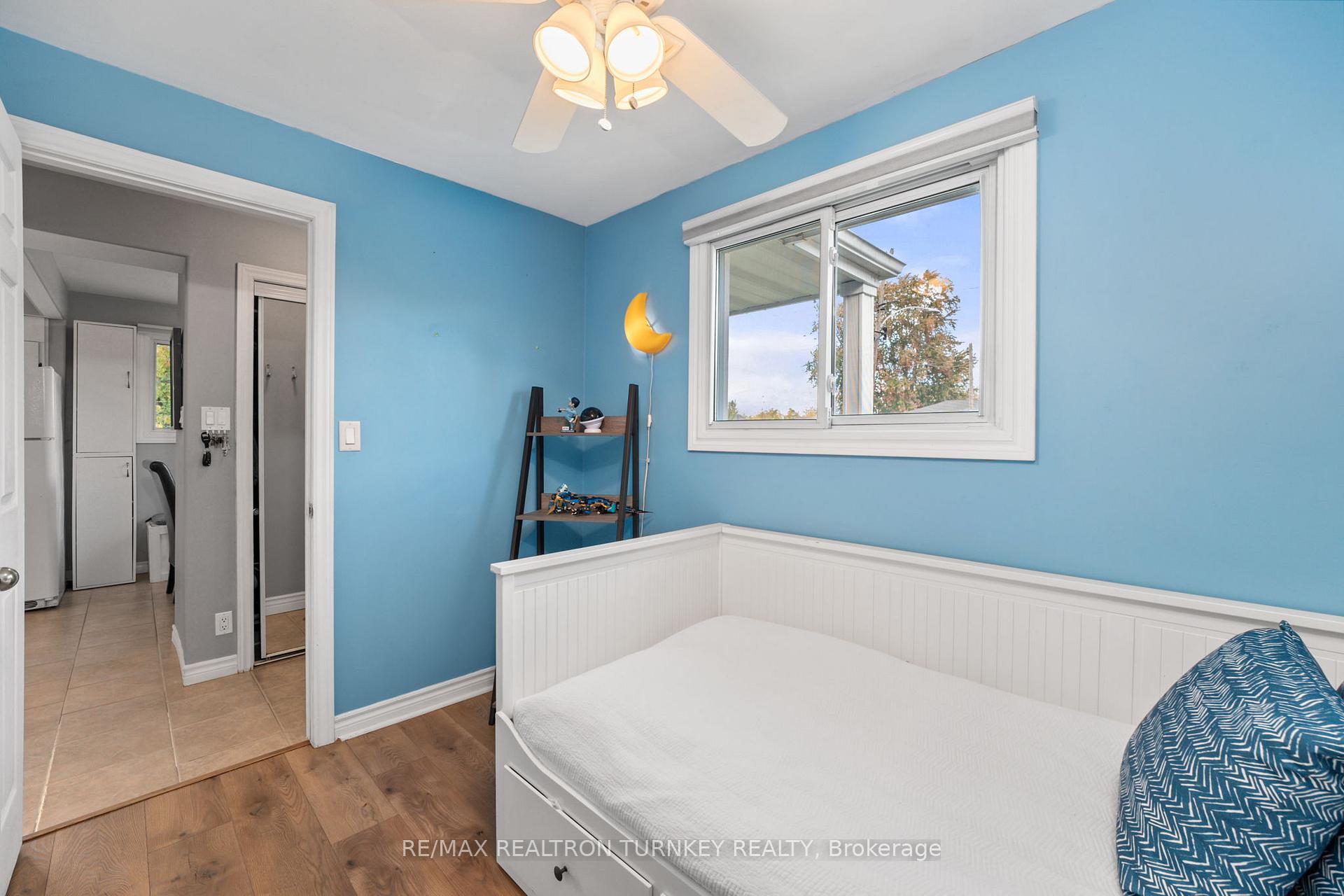 Photo 19 of 782 Third Avenue, Georgina, Historic Lakeshore Communities — HOMEH