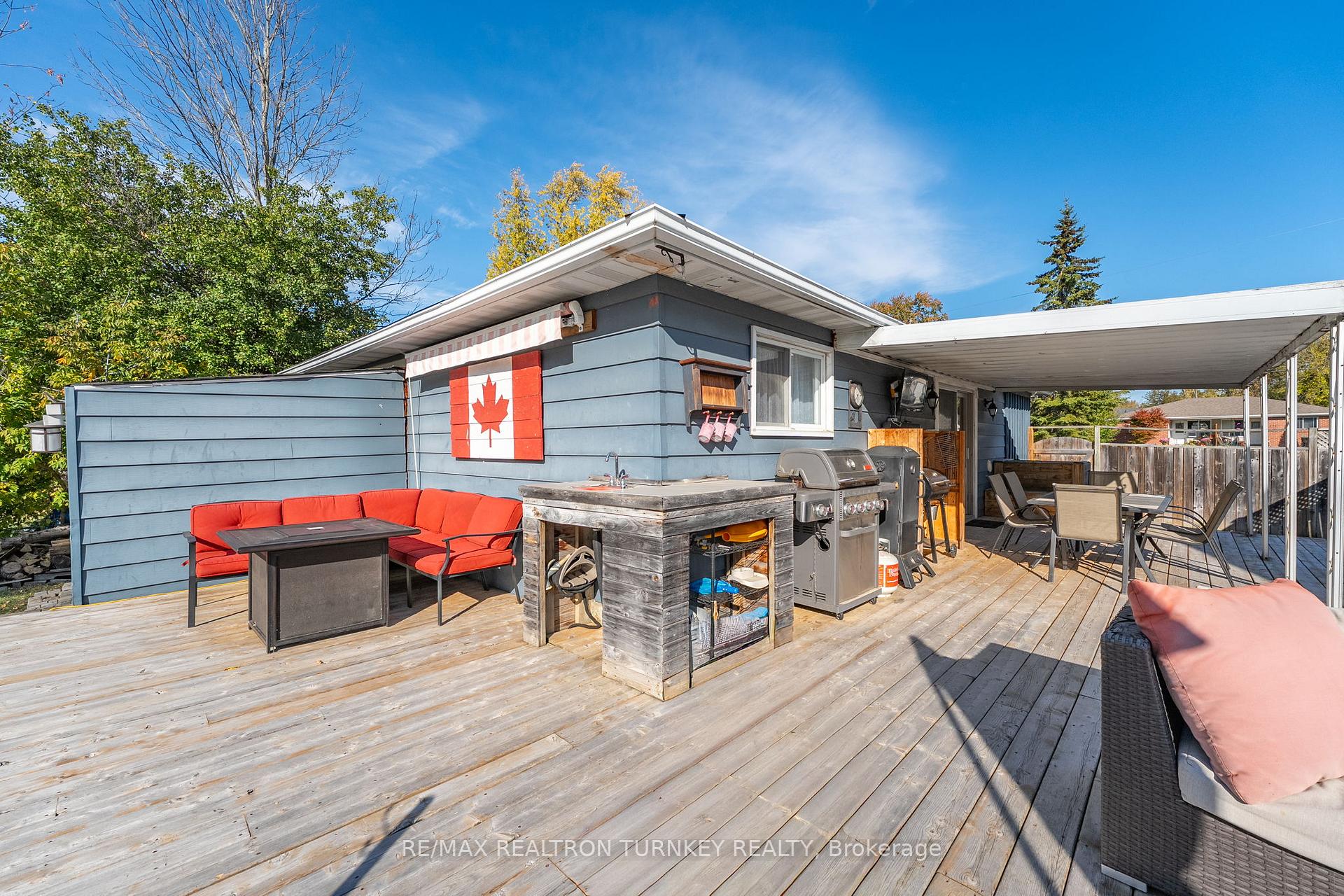Photo 29 of 782 Third Avenue, Georgina, Historic Lakeshore Communities — HOMEH