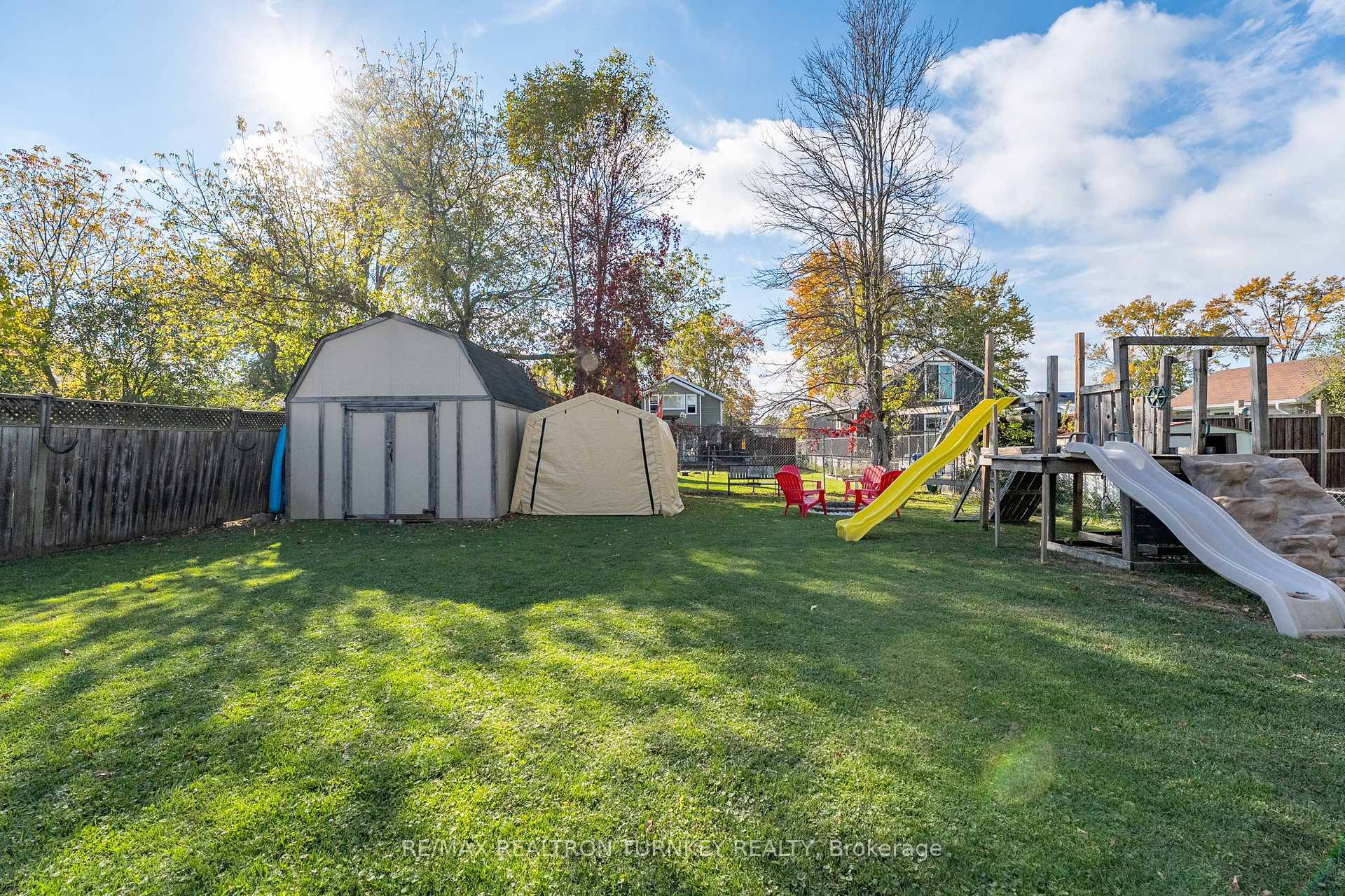 Photo 35 of 782 Third Avenue, Georgina, Historic Lakeshore Communities — HOMEH