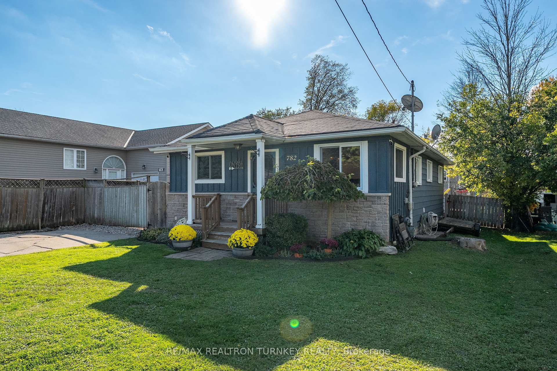 Photo 43 of 782 Third Avenue, Georgina, Historic Lakeshore Communities — HOMEH