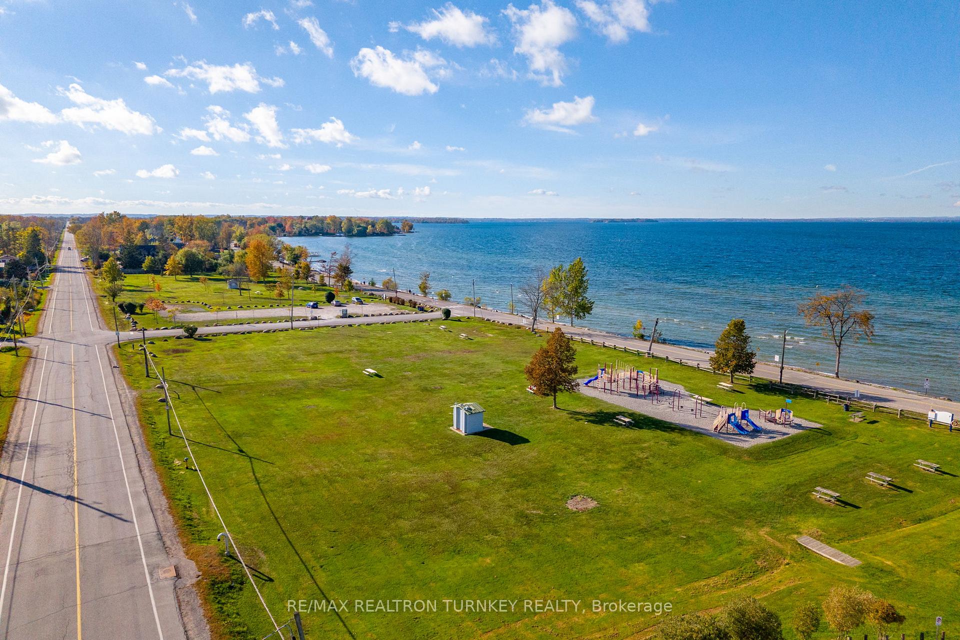 Photo 49 of 782 Third Avenue, Georgina, Historic Lakeshore Communities — HOMEH