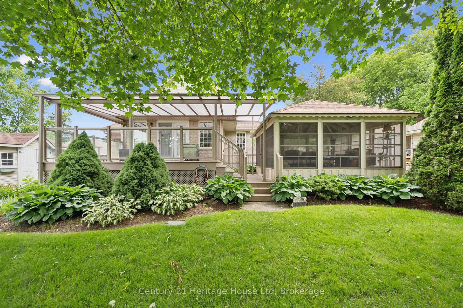 Photo 36 of 545 Athol Street, Centre Wellington, Fergus — HOMEH