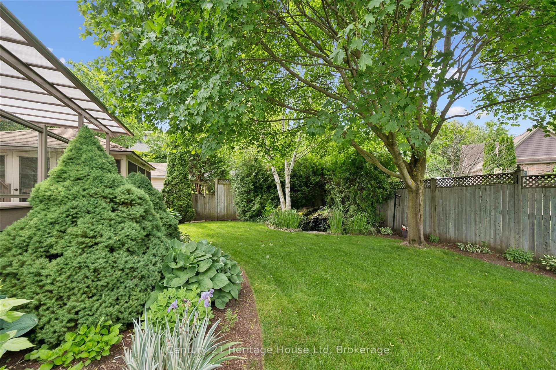 Photo 43 of 545 Athol Street, Centre Wellington, Fergus — HOMEH