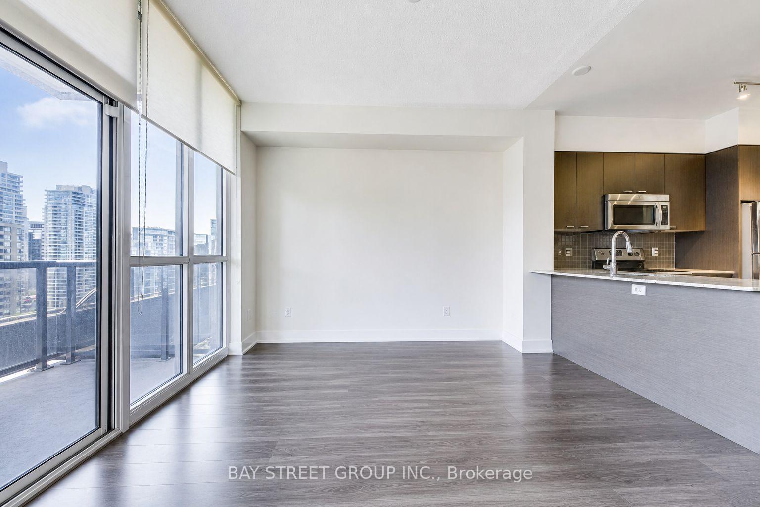 Photo 27 of Unit 2006, 88 Sheppard Avenue E, North York, Willowdale East — HOMEH