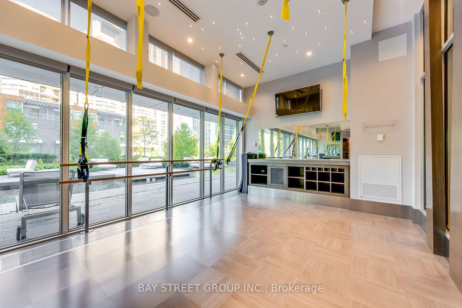 Photo 44 of Unit 2006, 88 Sheppard Avenue E, North York, Willowdale East — HOMEH
