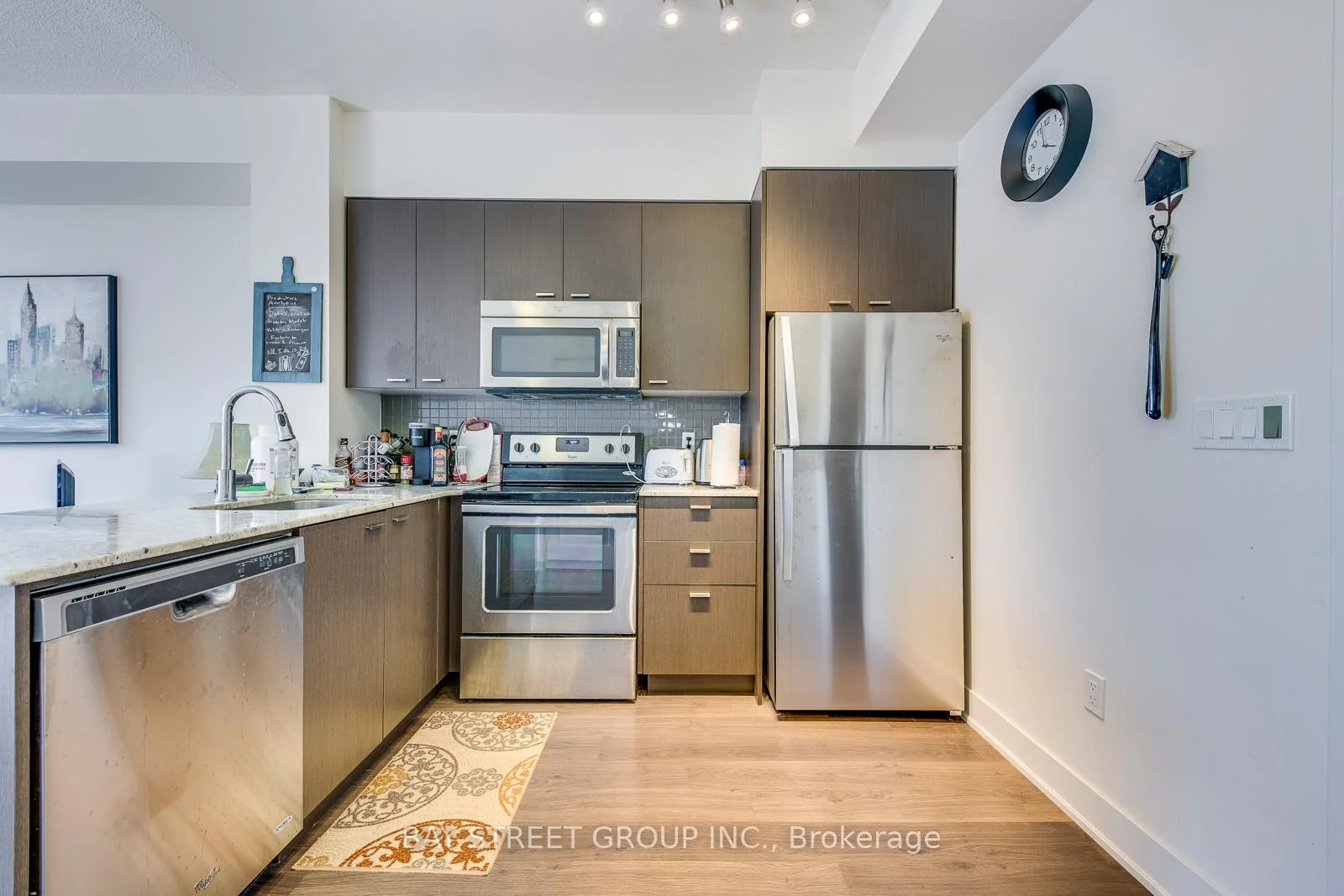 Photo 6 of Unit 2006, 88 Sheppard Avenue E, North York, Willowdale East — HOMEH
