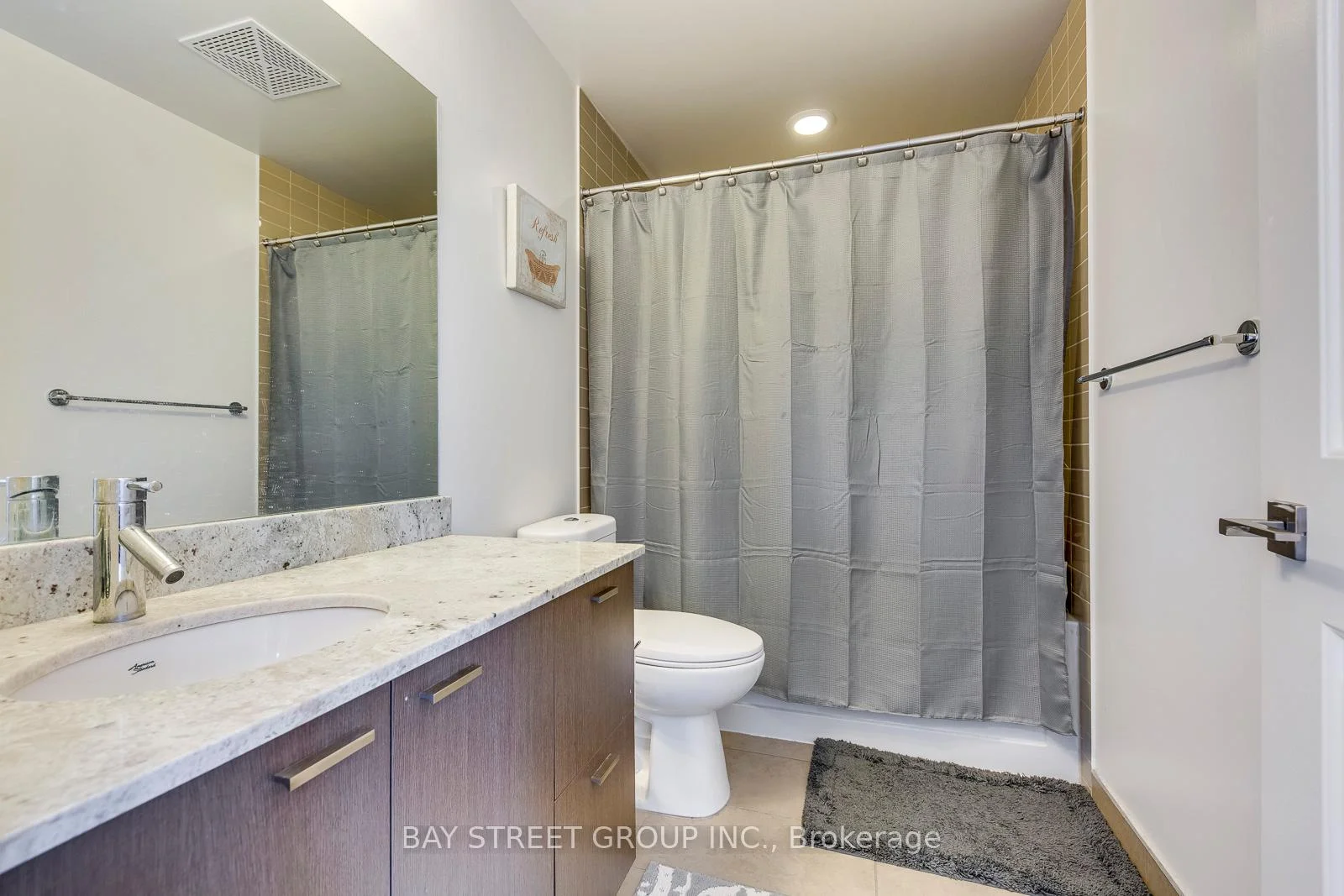 Photo 9 of Unit 2006, 88 Sheppard Avenue E, North York, Willowdale East — HOMEH