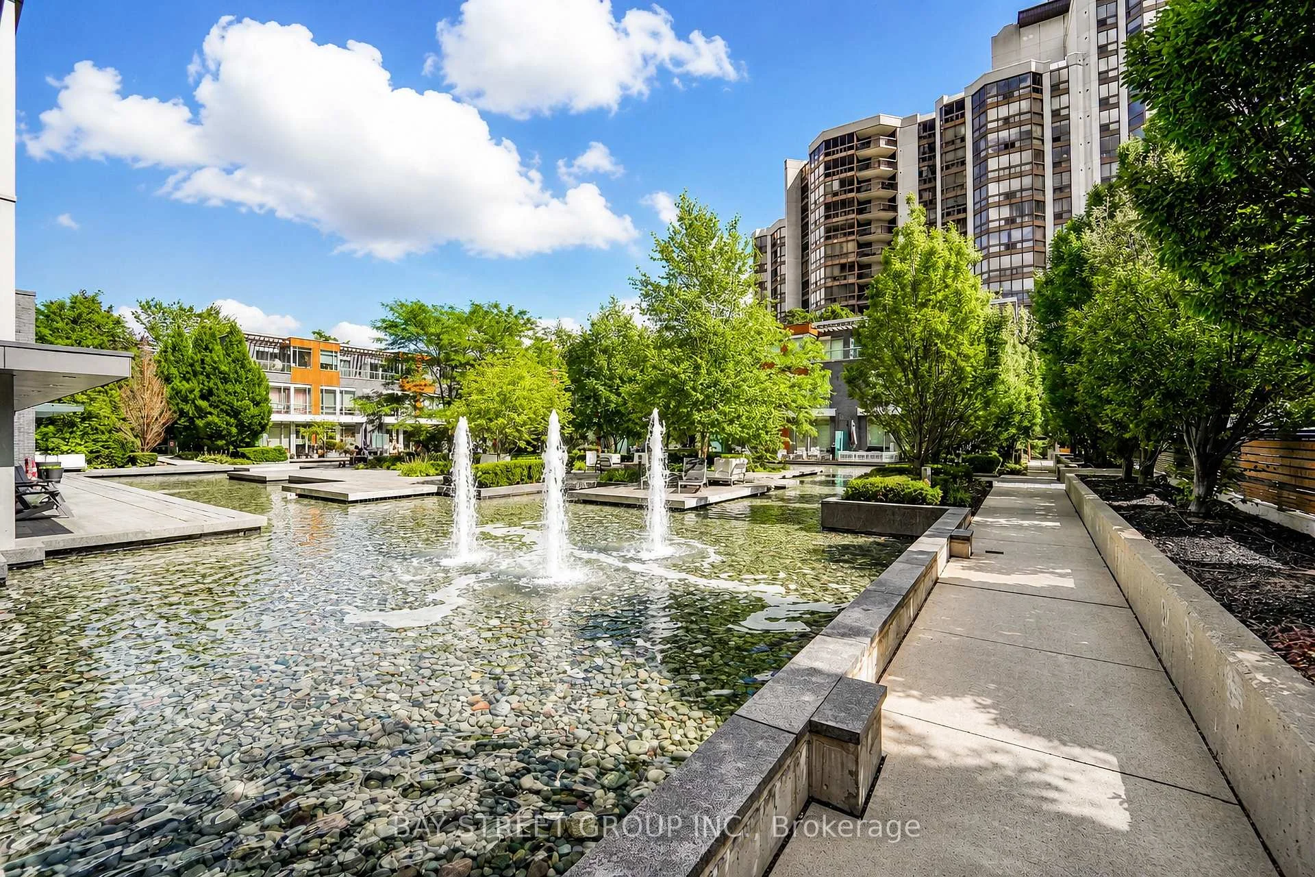 Photo 18 of Unit 2006, 88 Sheppard Avenue E, North York, Willowdale East — HOMEH