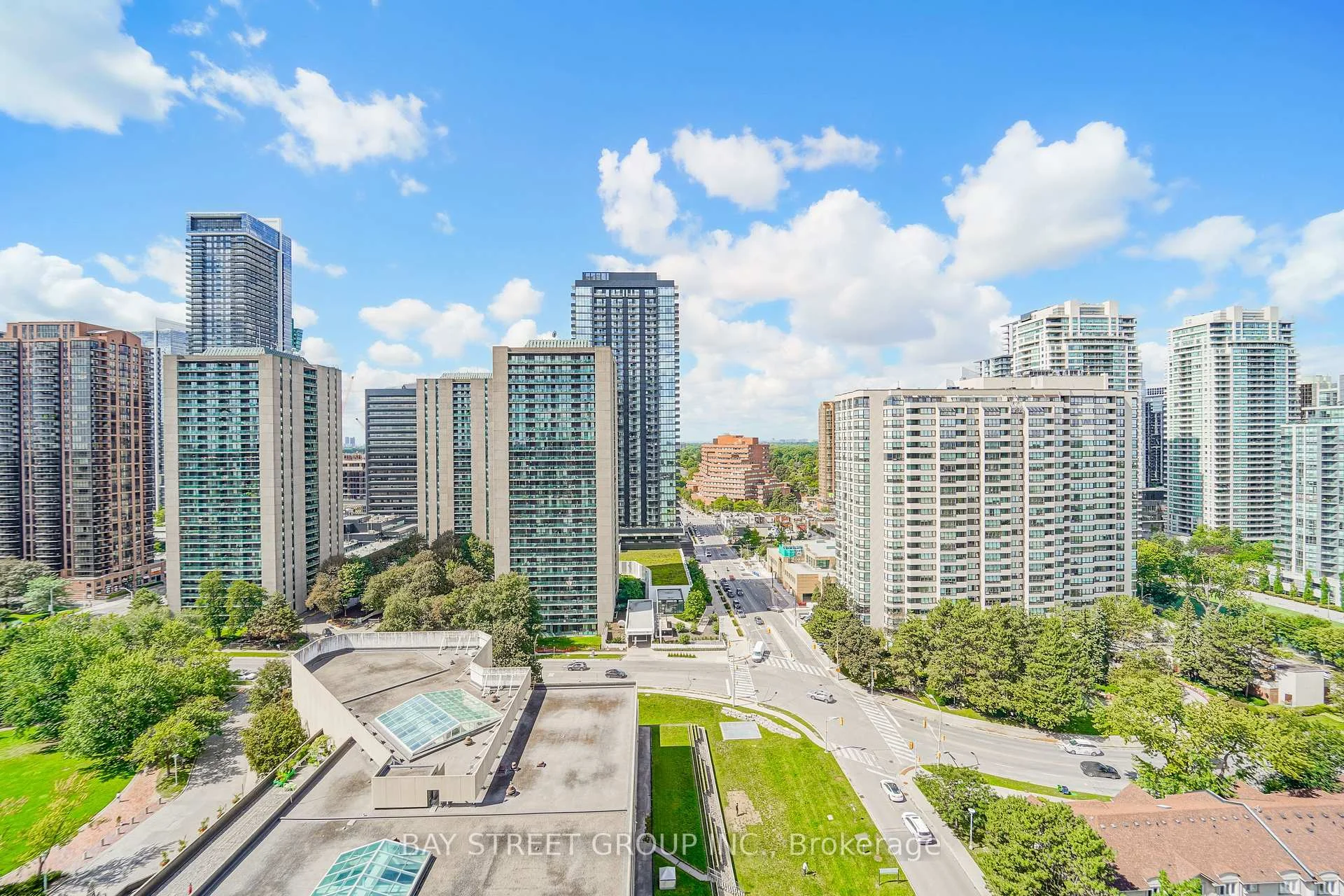 Photo 53 of Unit 2006, 88 Sheppard Avenue E, North York, Willowdale East — HOMEH