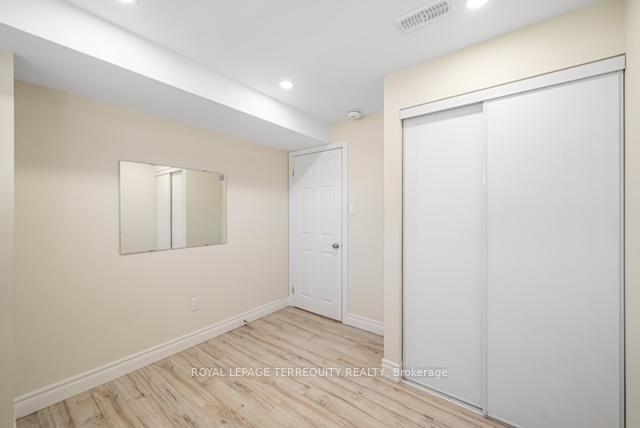 Photo 5 of 1 Devineridge Avenue, Ajax, Central East — HOMEH