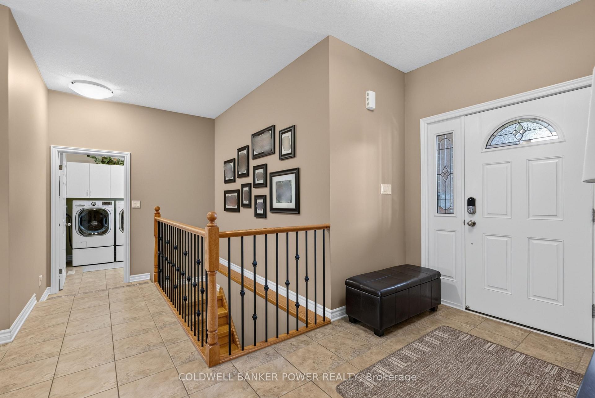 Photo 6 of 3182 Pincombe Drive, London, South W — HOMEH