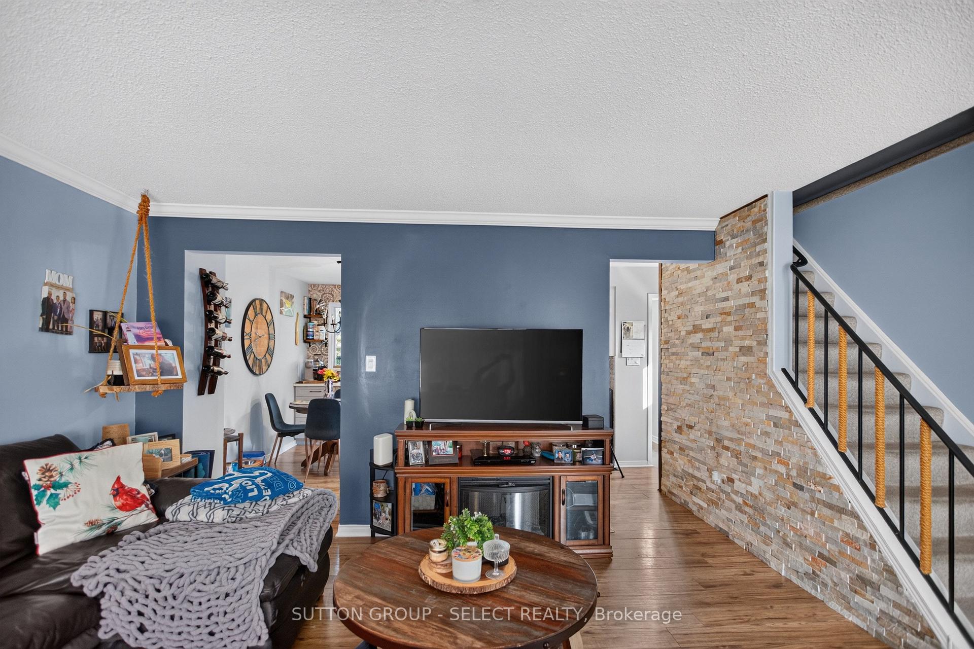 Photo 11 of 57 Edgemere Place, London, South T — HOMEH