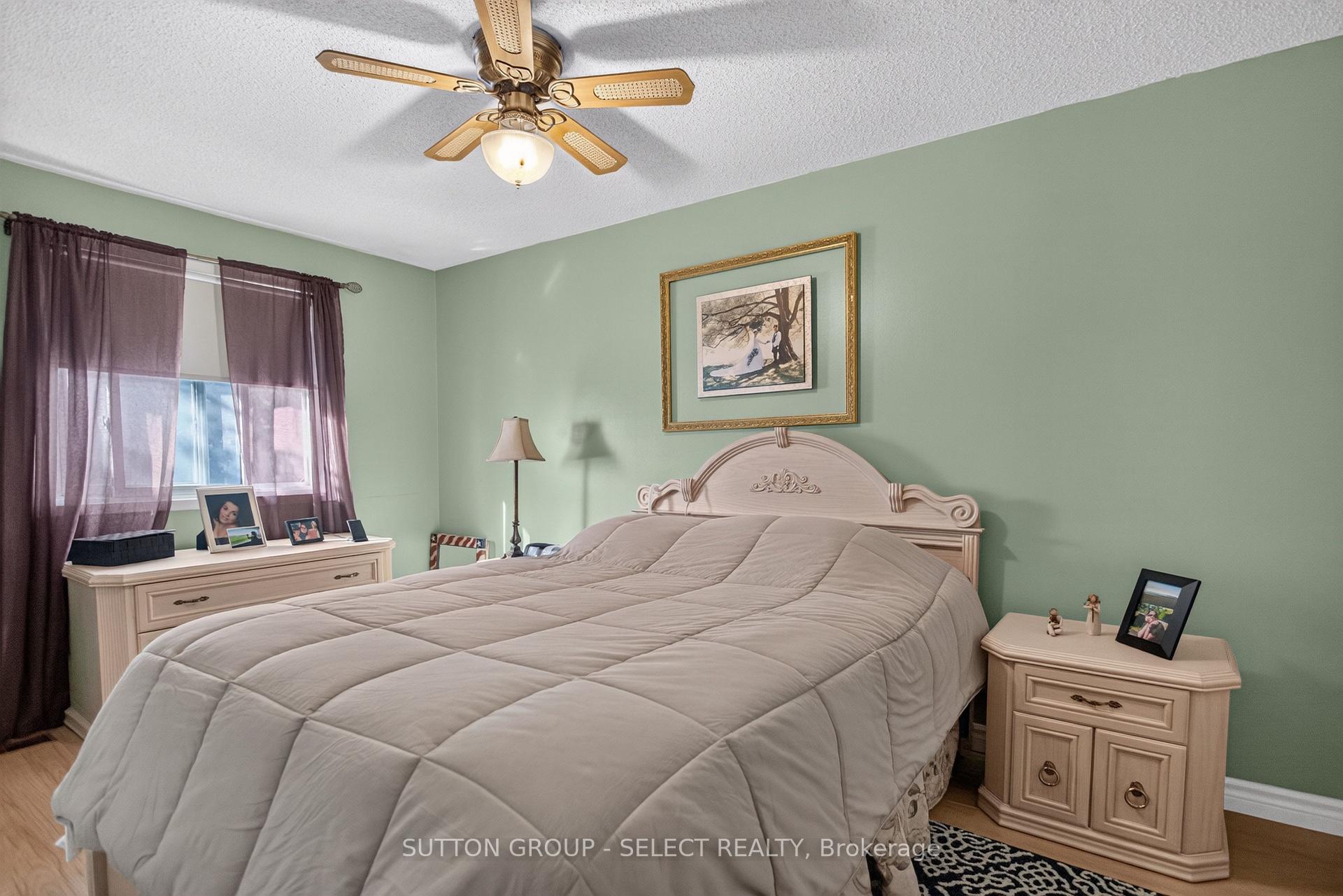 Photo 24 of 57 Edgemere Place, London, South T — HOMEH