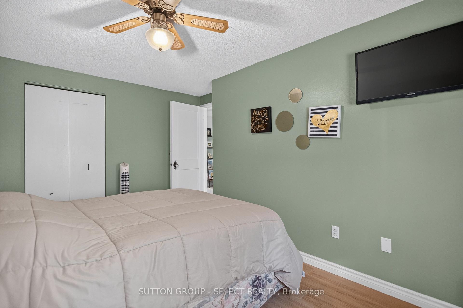 Photo 25 of 57 Edgemere Place, London, South T — HOMEH