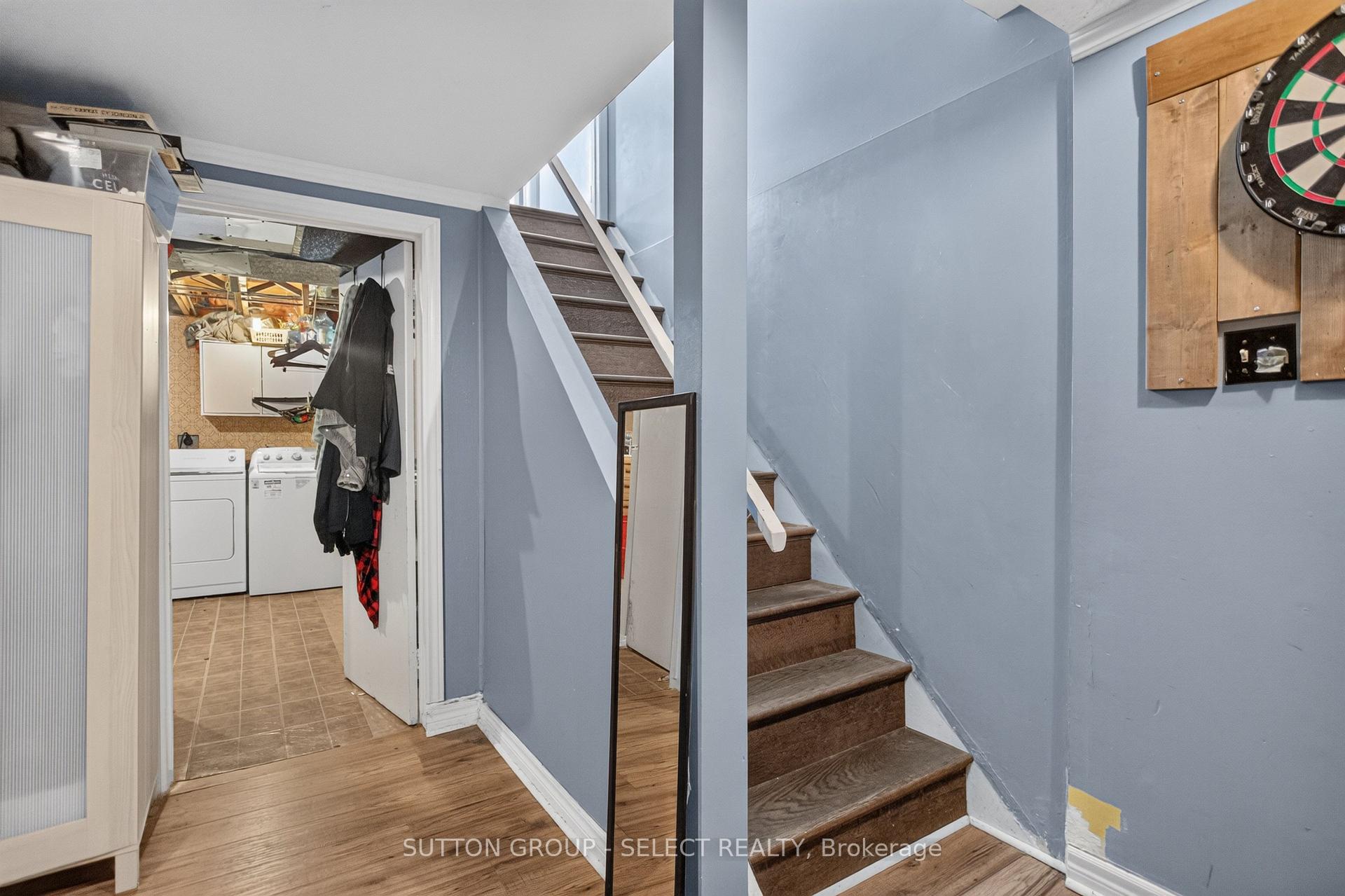 Photo 31 of 57 Edgemere Place, London, South T — HOMEH