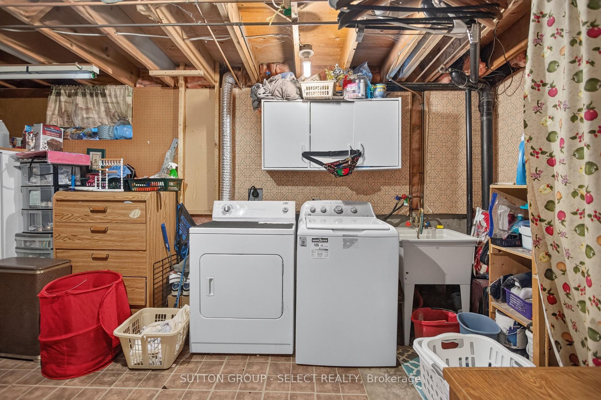 Photo 37 of 57 Edgemere Place, London, South T — HOMEH