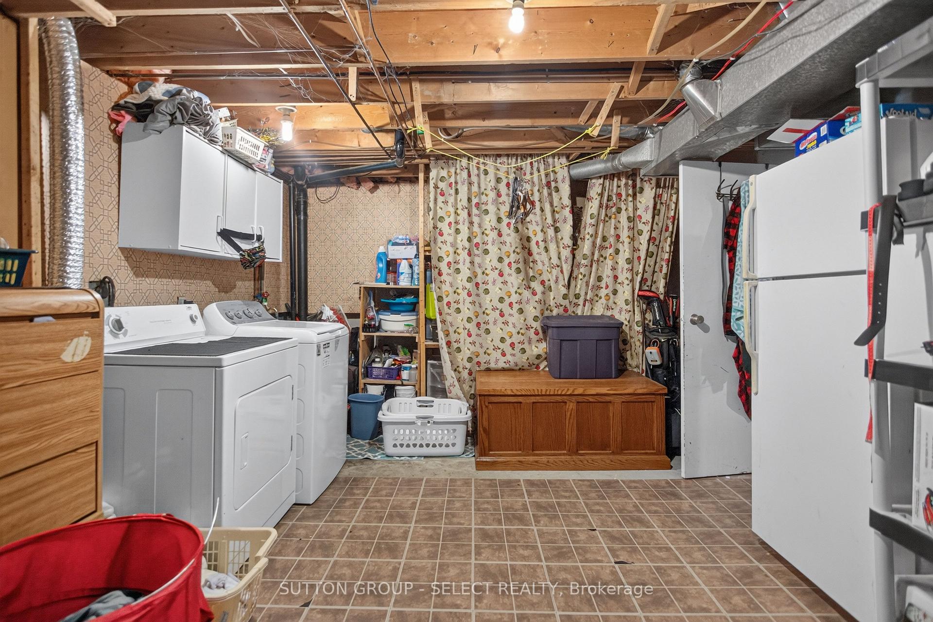 Photo 38 of 57 Edgemere Place, London, South T — HOMEH