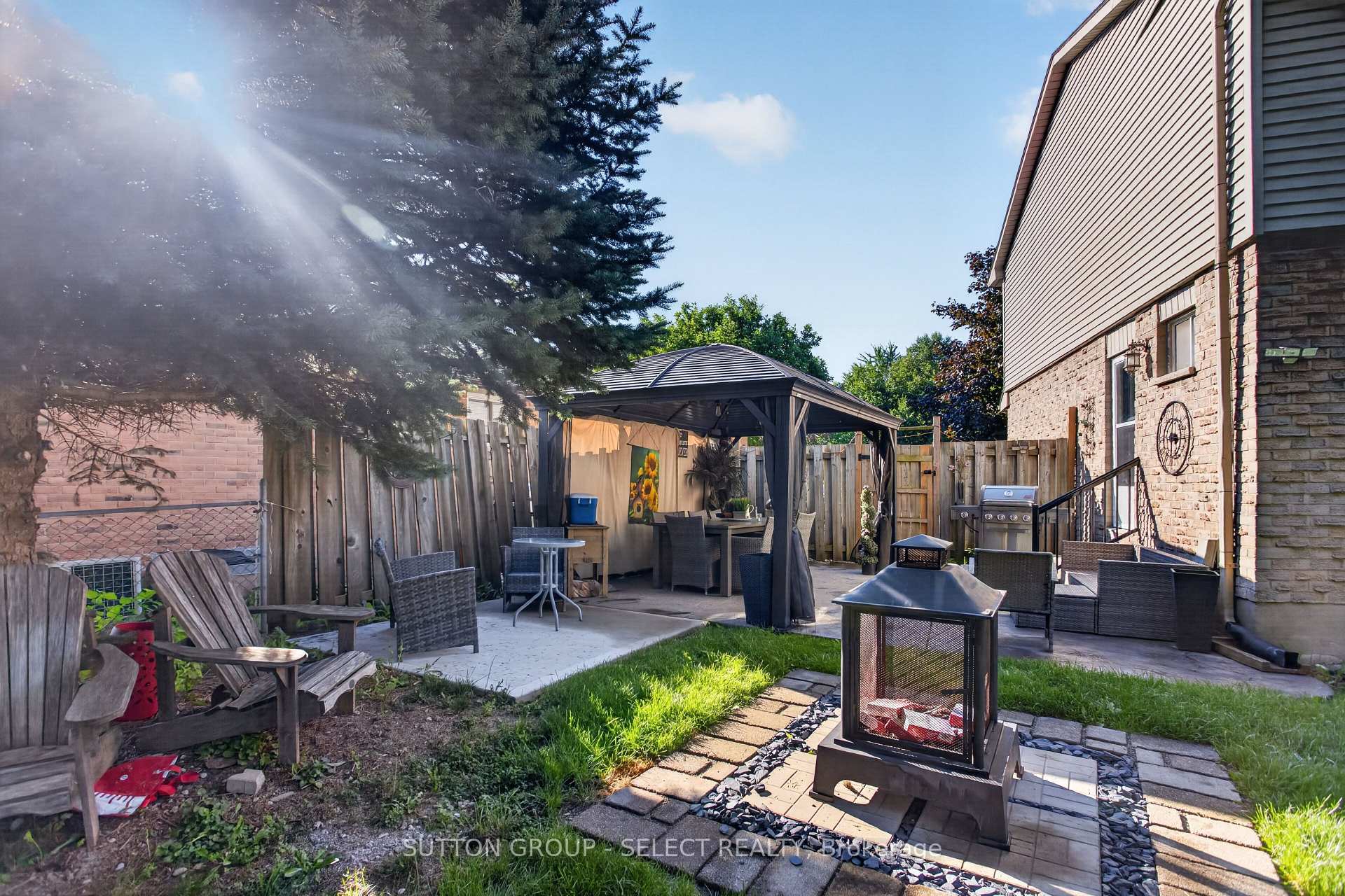 Photo 42 of 57 Edgemere Place, London, South T — HOMEH