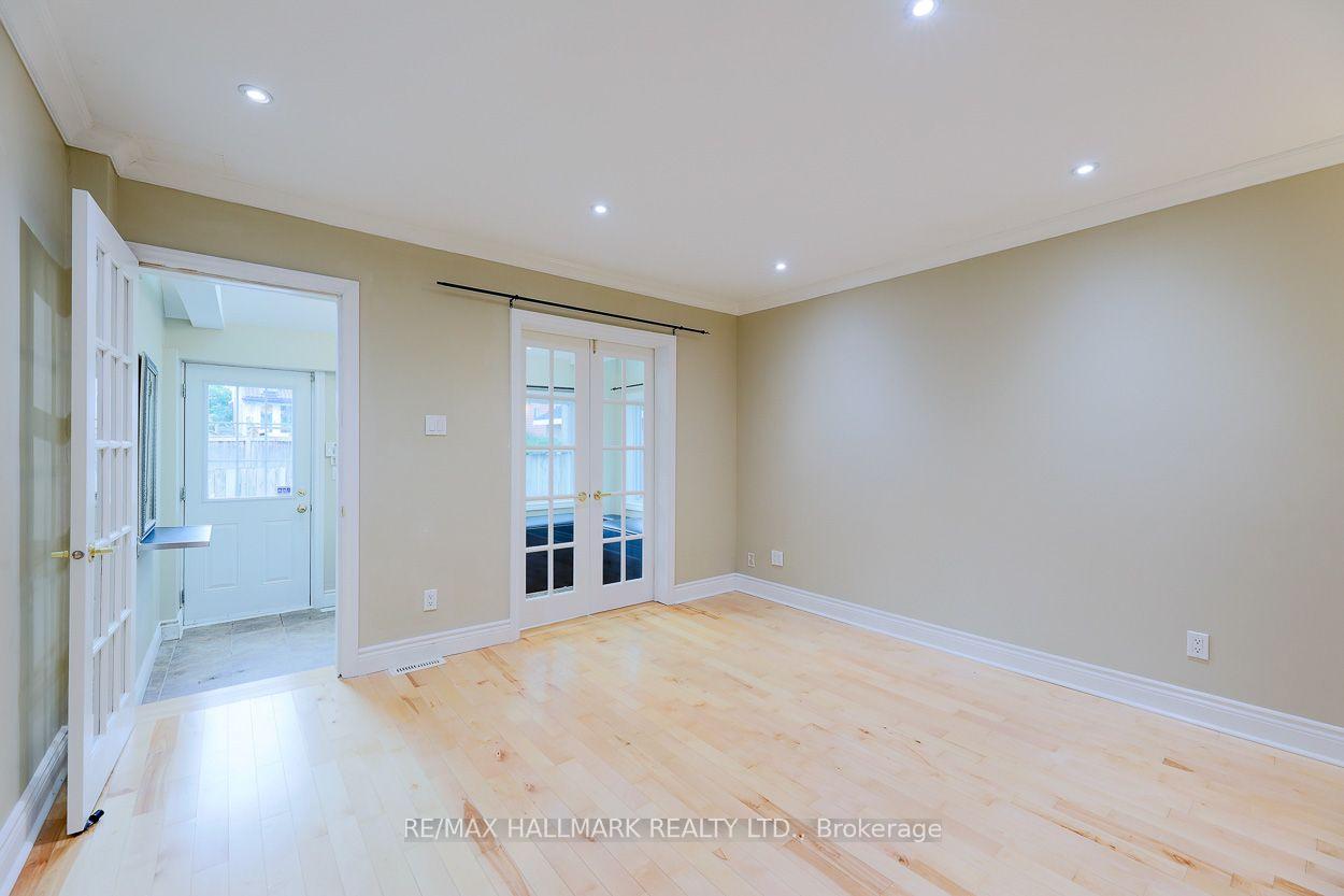Photo 7 of 703 Craven Road, Toronto, Greenwood-Coxwell — HOMEH