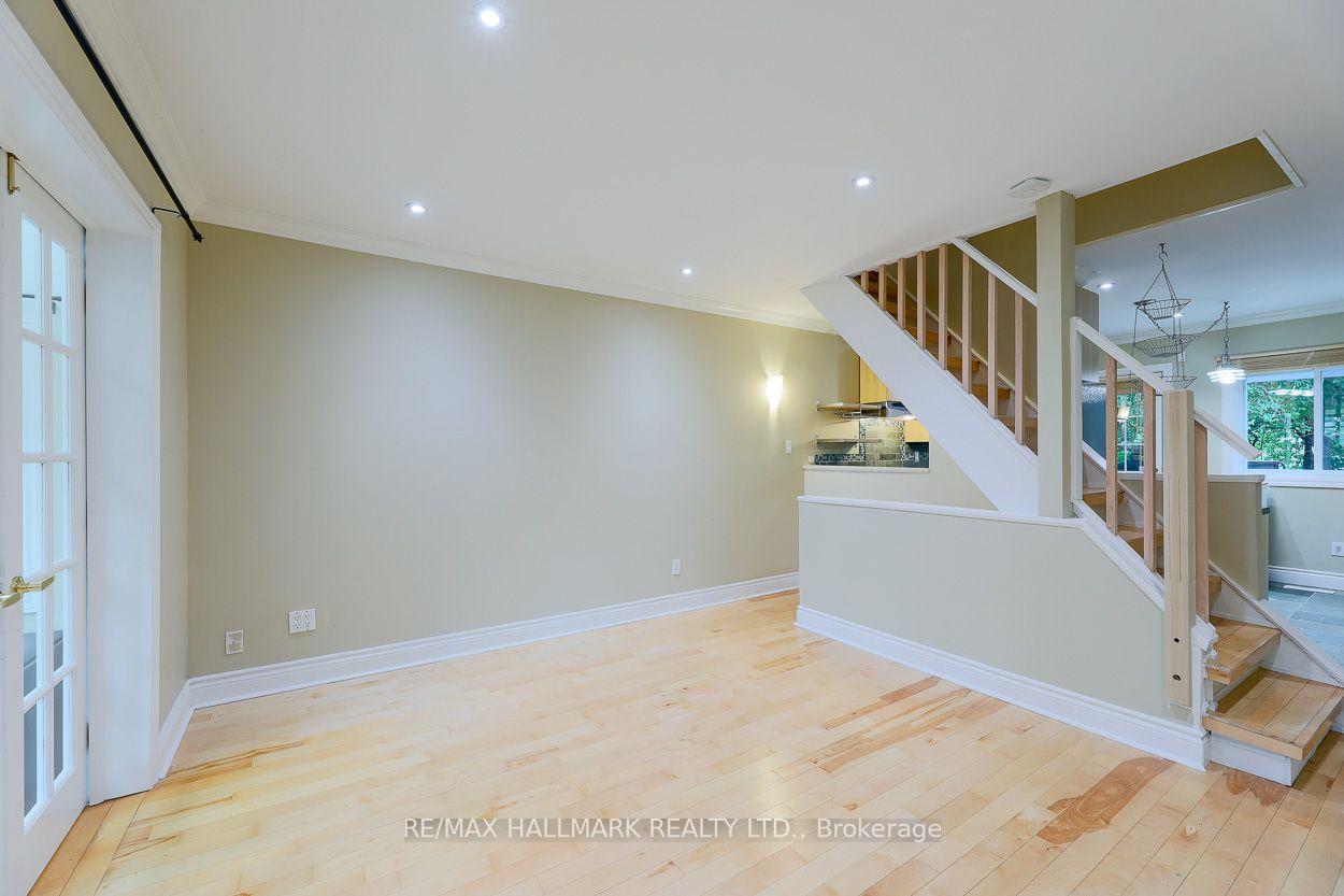 Photo 12 of 703 Craven Road, Toronto, Greenwood-Coxwell — HOMEH