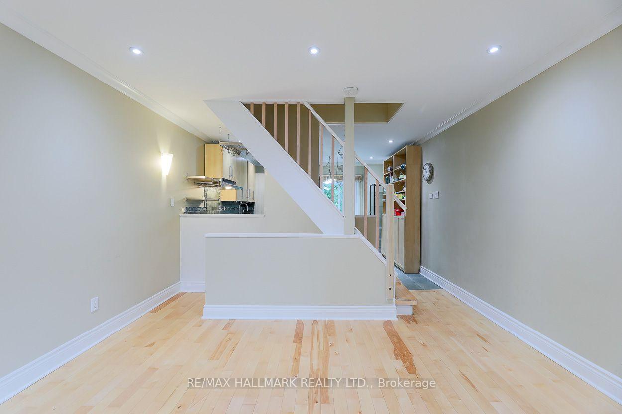 Photo 14 of 703 Craven Road, Toronto, Greenwood-Coxwell — HOMEH