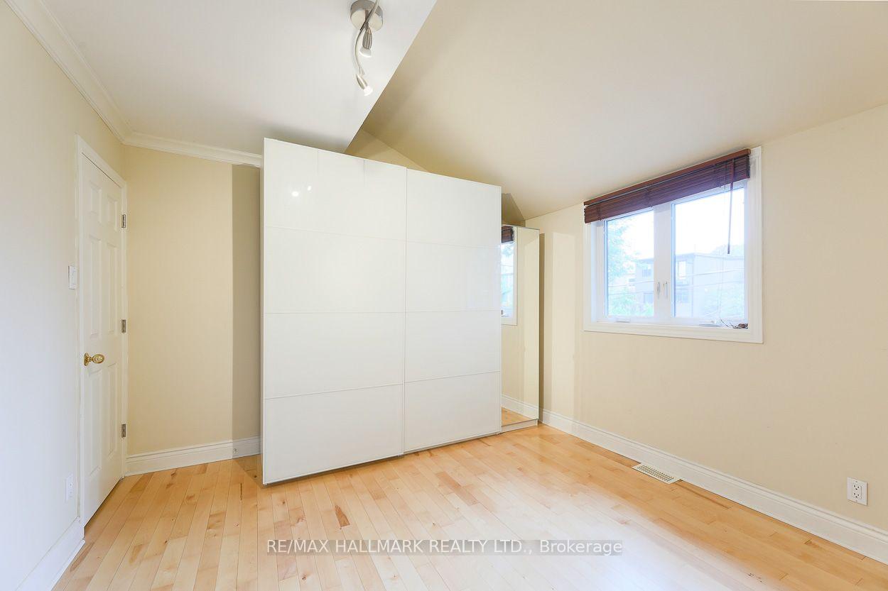 Photo 23 of 703 Craven Road, Toronto, Greenwood-Coxwell — HOMEH