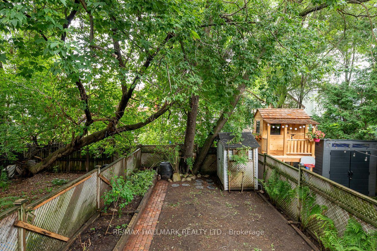 Photo 40 of 703 Craven Road, Toronto, Greenwood-Coxwell — HOMEH
