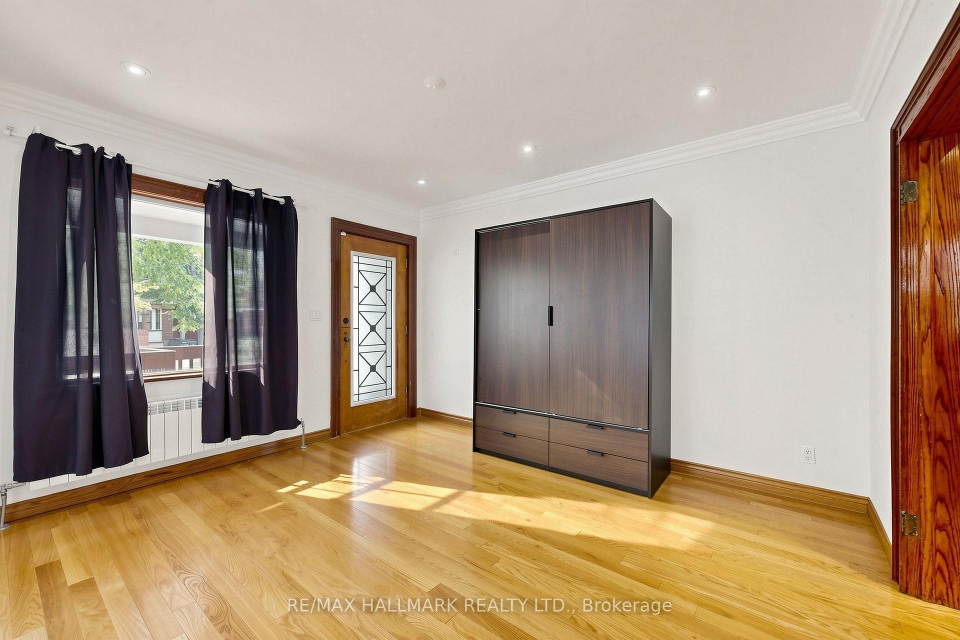 Photo 9 of Unit Main, 166 Cambridge Avenue, Toronto, Playter Estates-Danforth — HOMEH